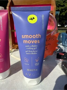 Avon Smooth Moves Anti-Cellulite Cooling Gel — Purple with Peach Text